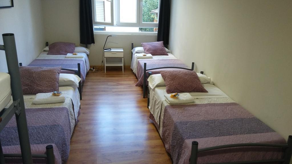 Alma Del Camino - Rooms & Albergue Sarria Exterior foto